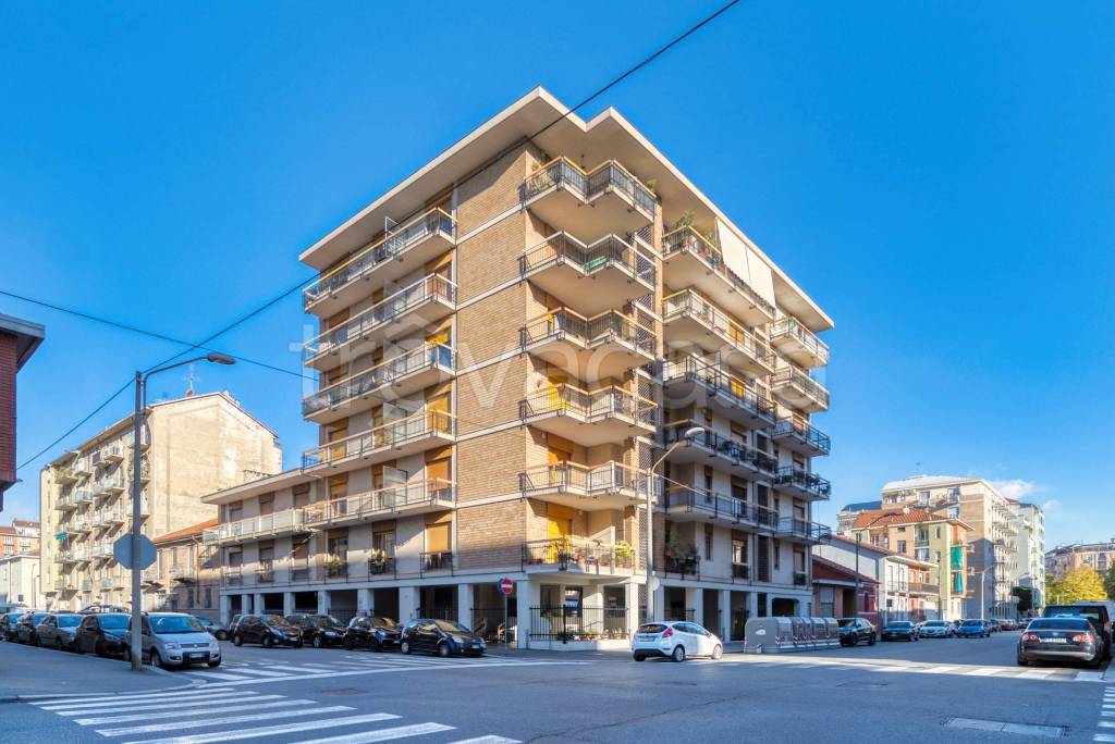 appartamento in vendita a Torino in zona Madonna di Campagna