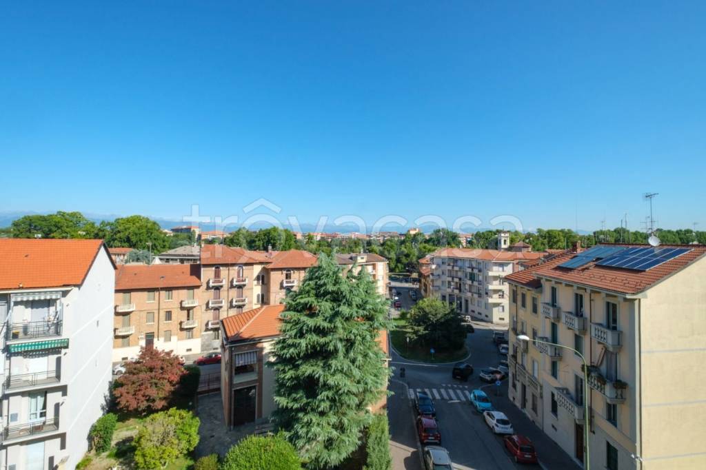 appartamento in vendita a Torino in zona Madonna del Pilone