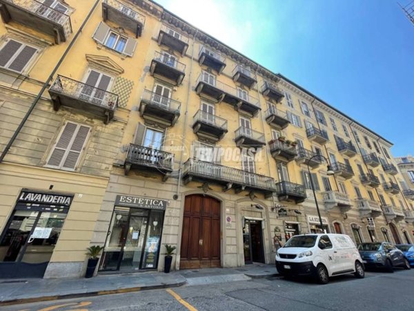 appartamento in vendita a Torino in zona Crocetta