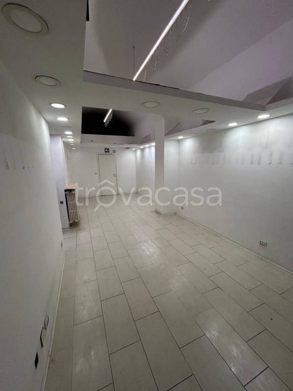 negozio in vendita a Torino in zona San Salvario
