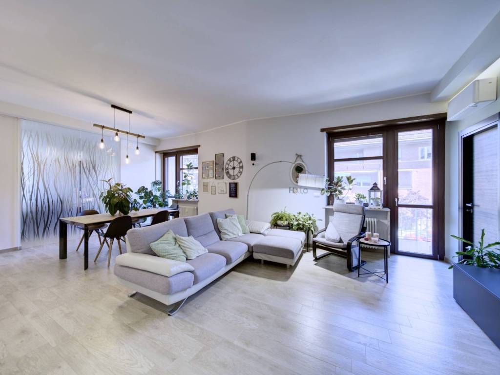 appartamento in vendita a Torino in zona Pozzo Strada