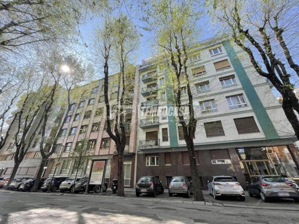 appartamento in vendita a Torino in zona San Salvario