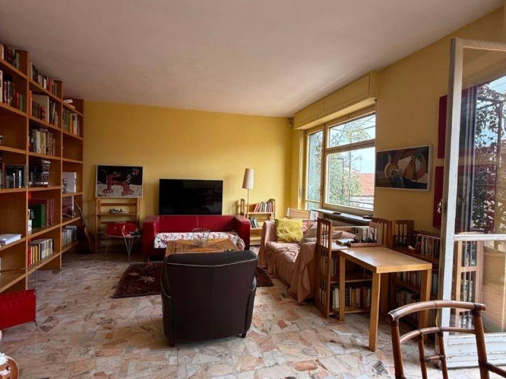 appartamento in vendita a Torino in zona Parella
