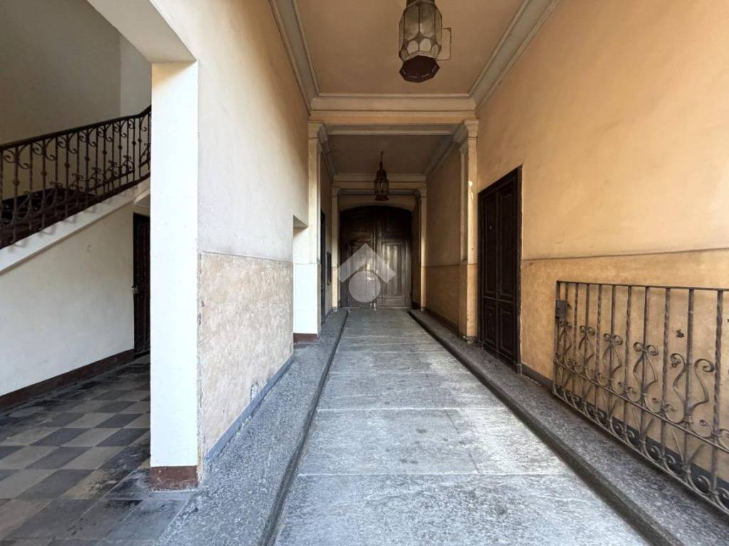 ufficio in vendita a Torino in zona Vallette