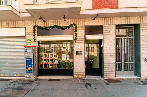 negozio in vendita a Torino in zona Lingotto