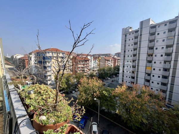 appartamento in vendita a Torino in zona Santa Rita