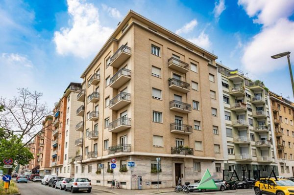 appartamento in vendita a Torino in zona Cit Turin