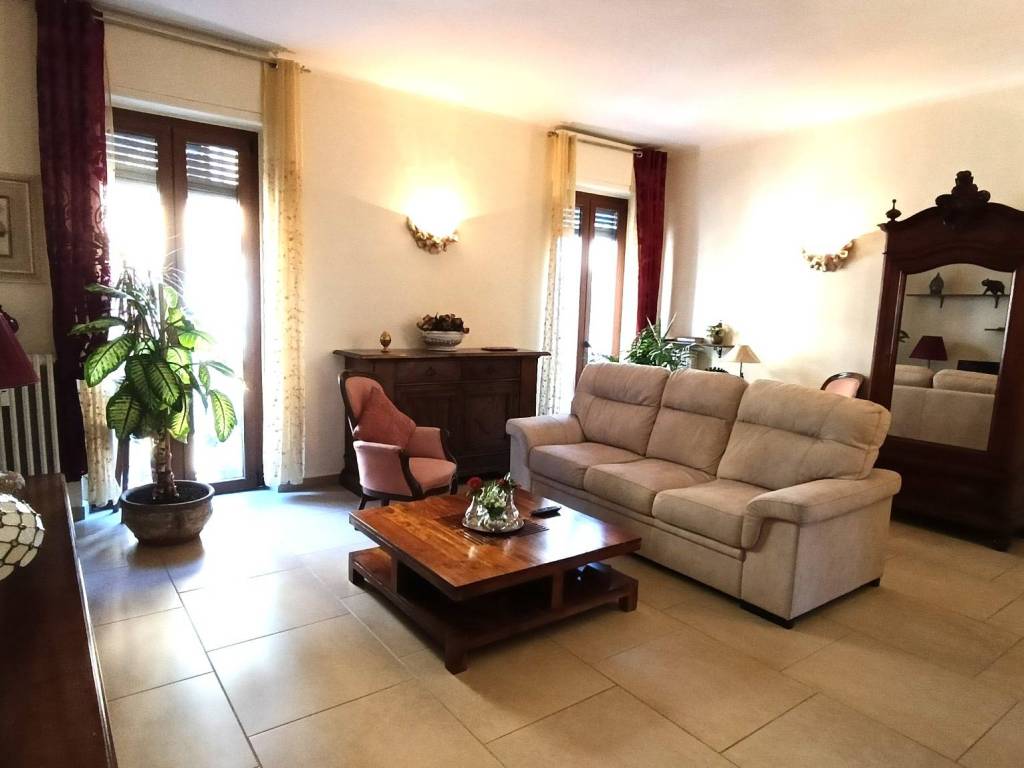 appartamento in vendita a Torino in zona Aurora