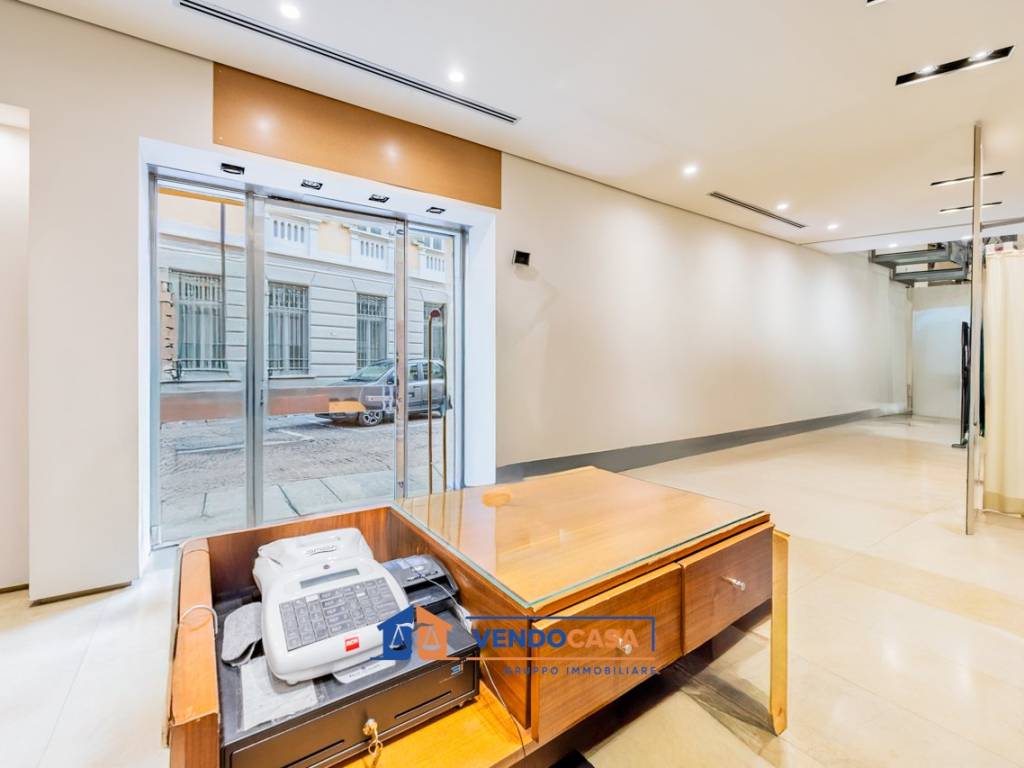 negozio in vendita a Torino in zona Crocetta