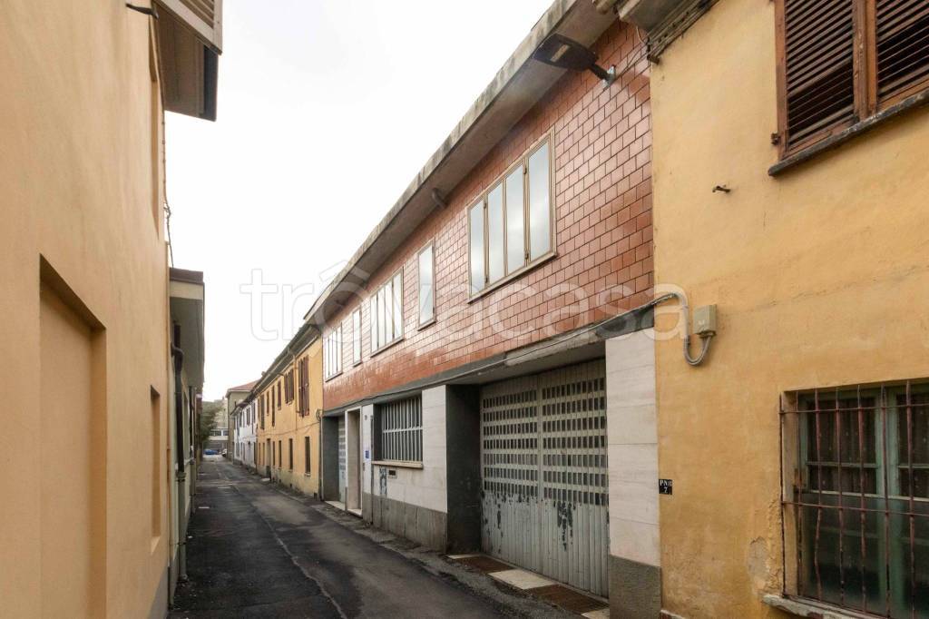 casa indipendente in vendita a Torino in zona Barriera di Milano
