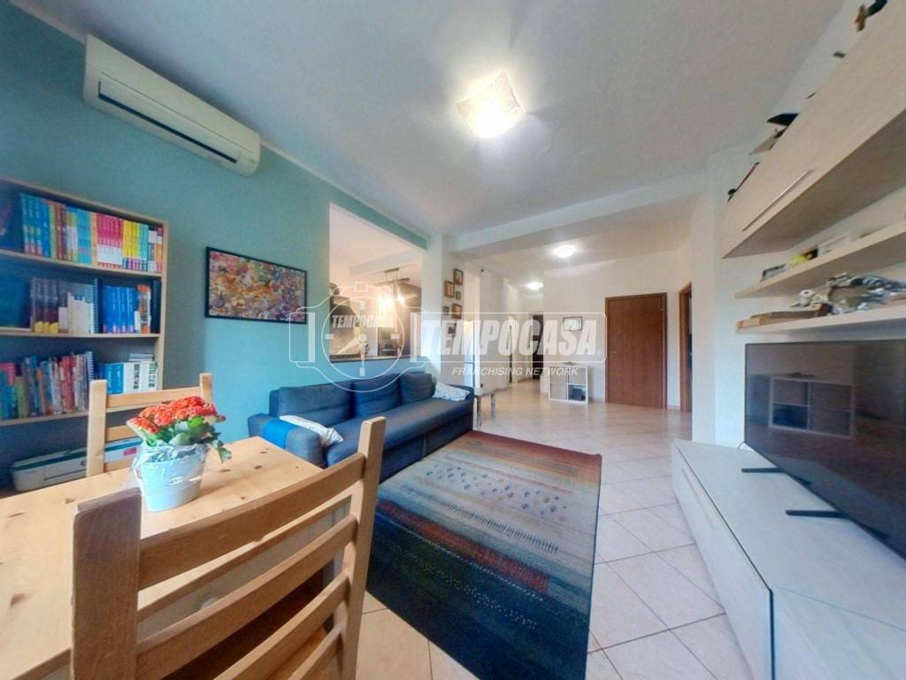 appartamento in vendita a Torino in zona Borgata Vittoria