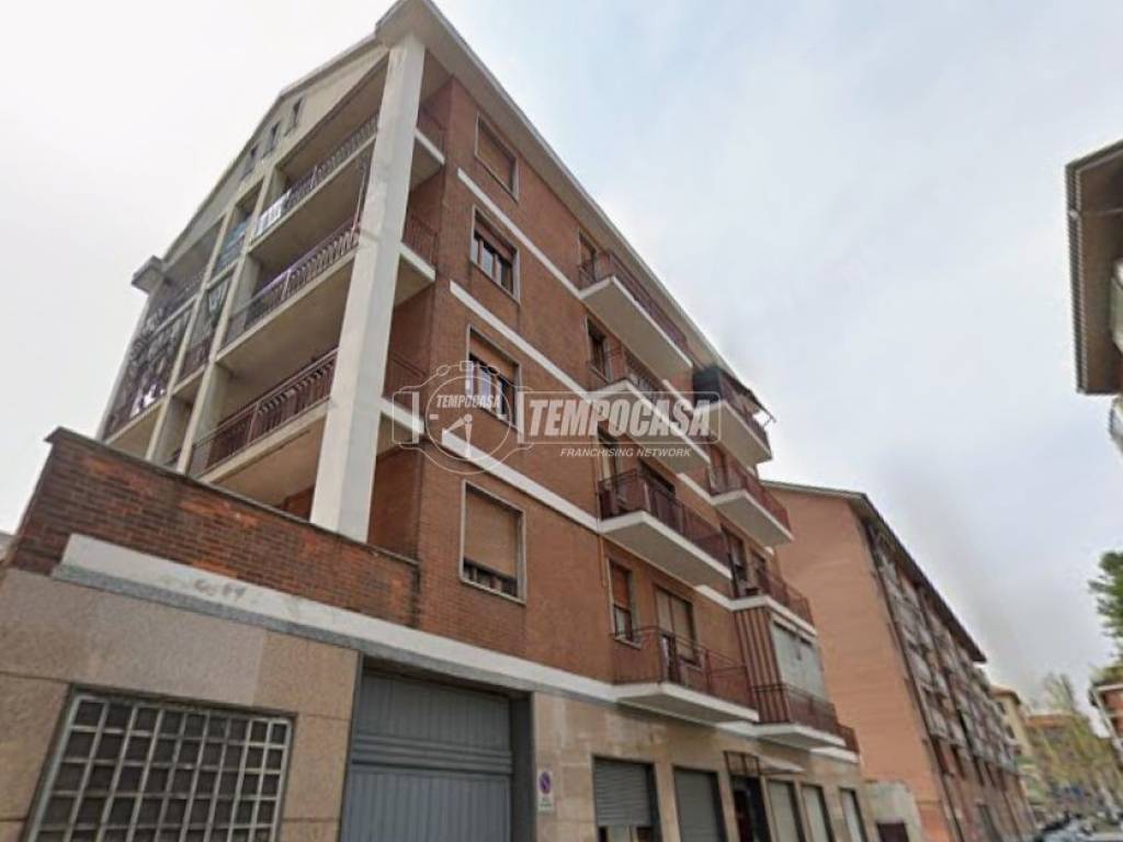 appartamento in vendita a Torino in zona Aurora