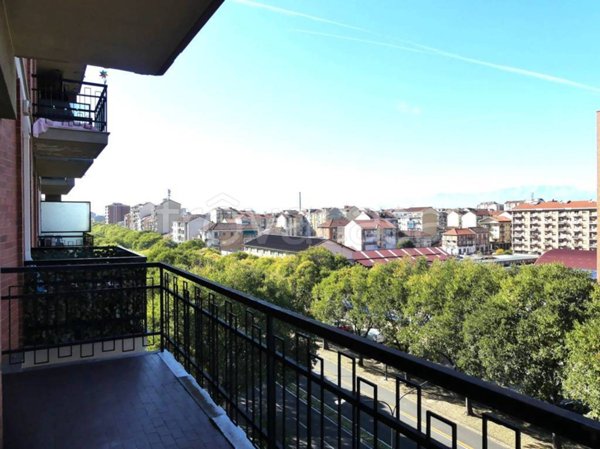 appartamento in vendita a Torino in zona Madonna di Campagna