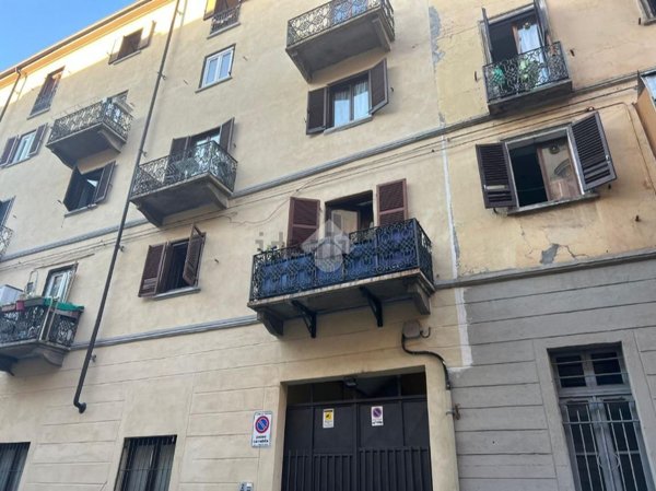 appartamento in vendita a Torino in zona Aurora