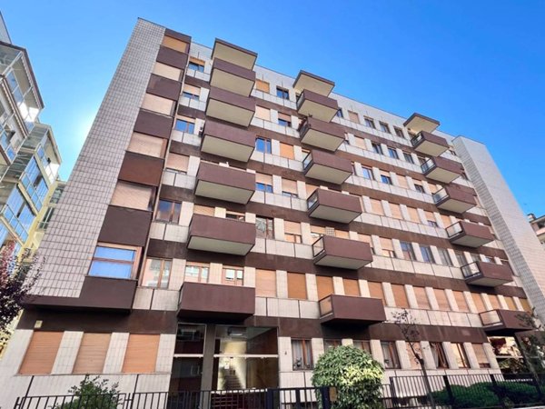 appartamento in vendita a Torino in zona San Salvario