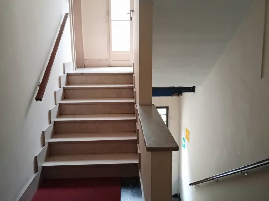 locale commerciale in vendita a Torino in zona Santa Rita