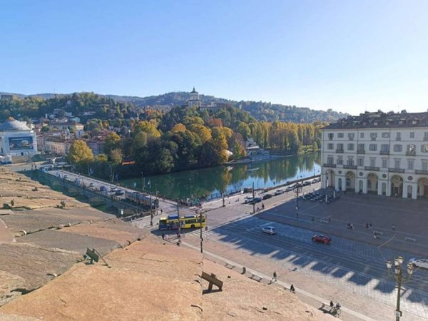appartamento in vendita a Torino in zona Centro Storico