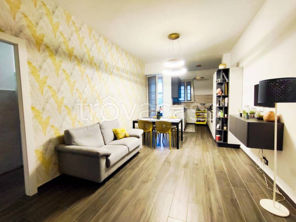 appartamento in vendita a Torino in zona Santa Rita