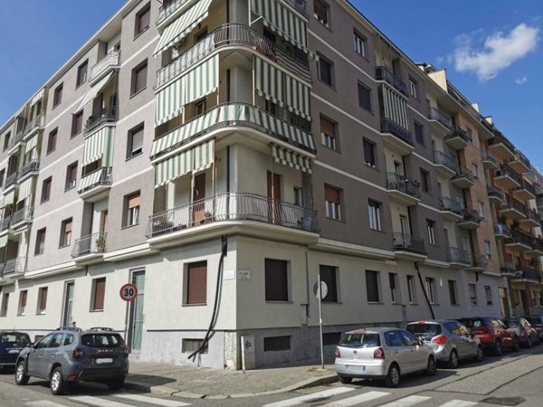 appartamento in vendita a Torino in zona Parella