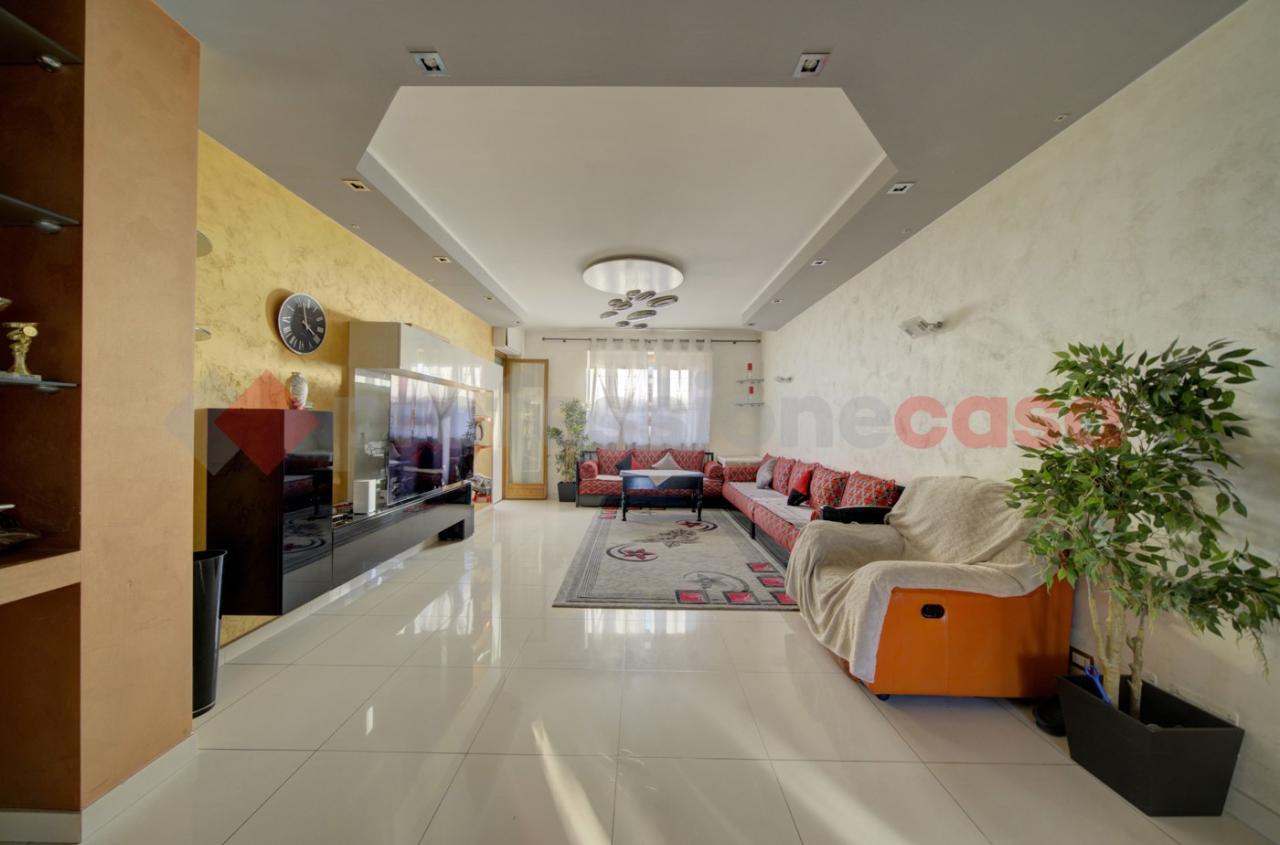 appartamento in vendita a Torino in zona Lingotto