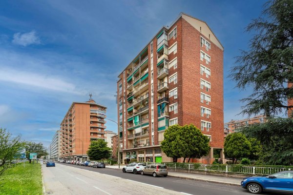 appartamento in vendita a Torino in zona Santa Rita