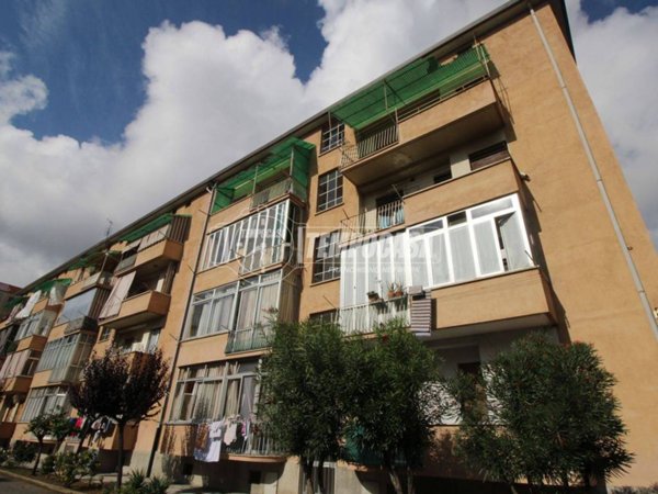 appartamento in vendita a Torino in zona Mirafiori Nord