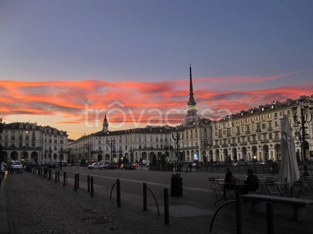 negozio in vendita a Torino in zona Centro Storico