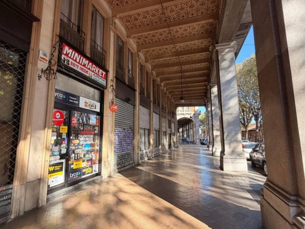 negozio in vendita a Torino in zona Crocetta
