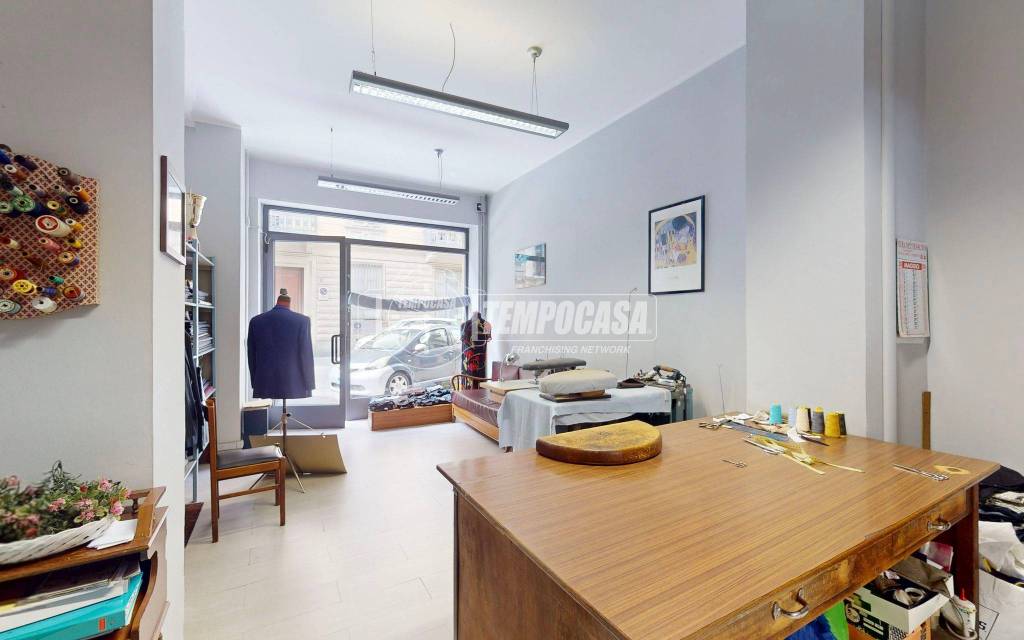 negozio in vendita a Torino in zona San Salvario