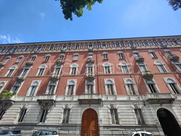 appartamento in vendita a Torino in zona Centro Storico