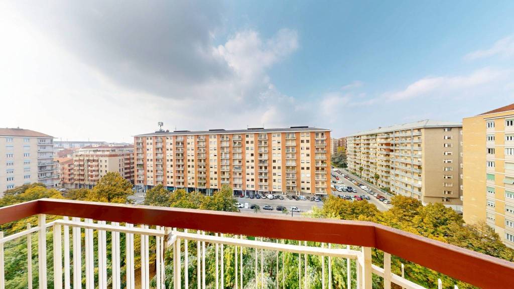 appartamento in vendita a Torino in zona Santa Rita