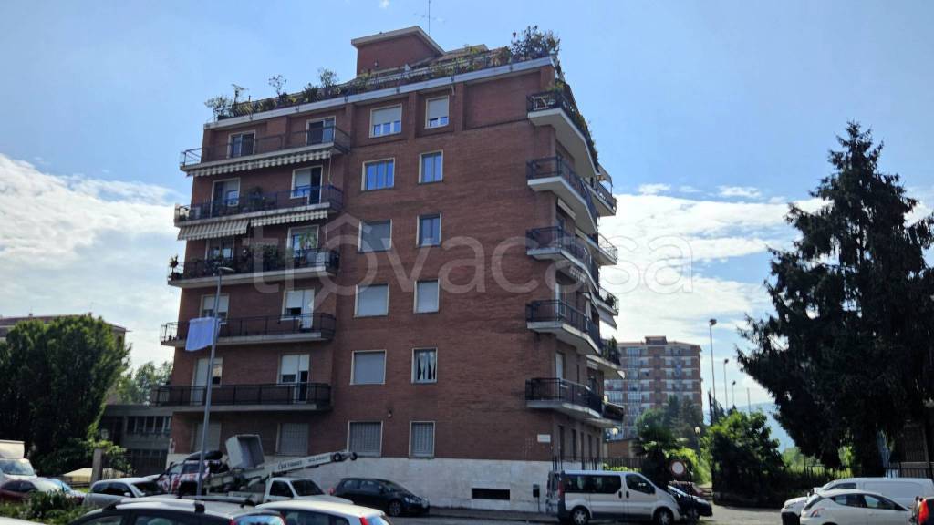appartamento in vendita a Torino in zona Rebaudengo