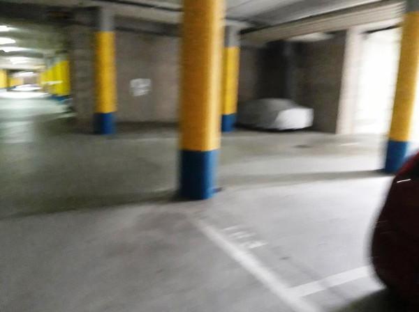 negozio in vendita a Torino in zona Mirafiori Sud