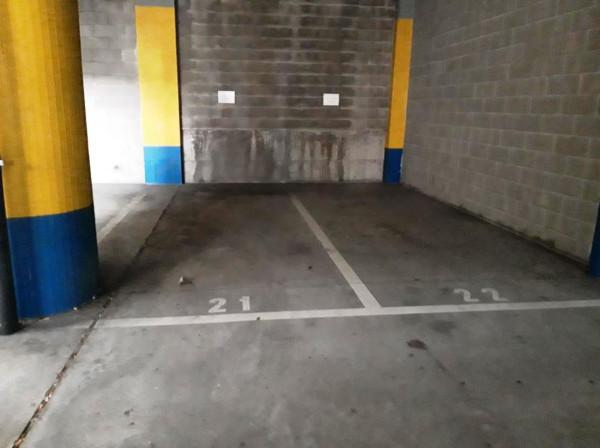 negozio in vendita a Torino in zona Mirafiori Sud