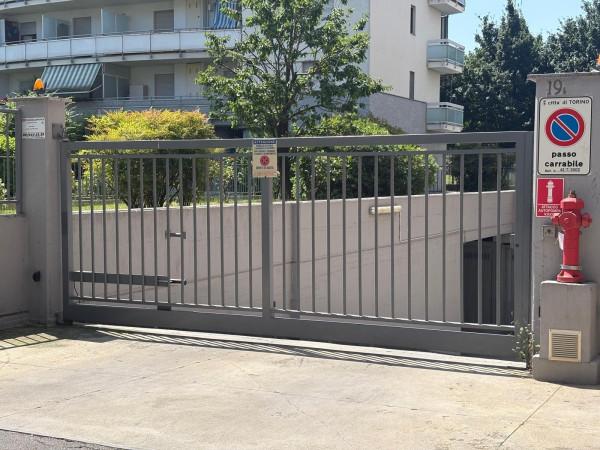 negozio in vendita a Torino in zona Aurora