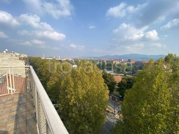 appartamento in vendita a Torino in zona Santa Rita