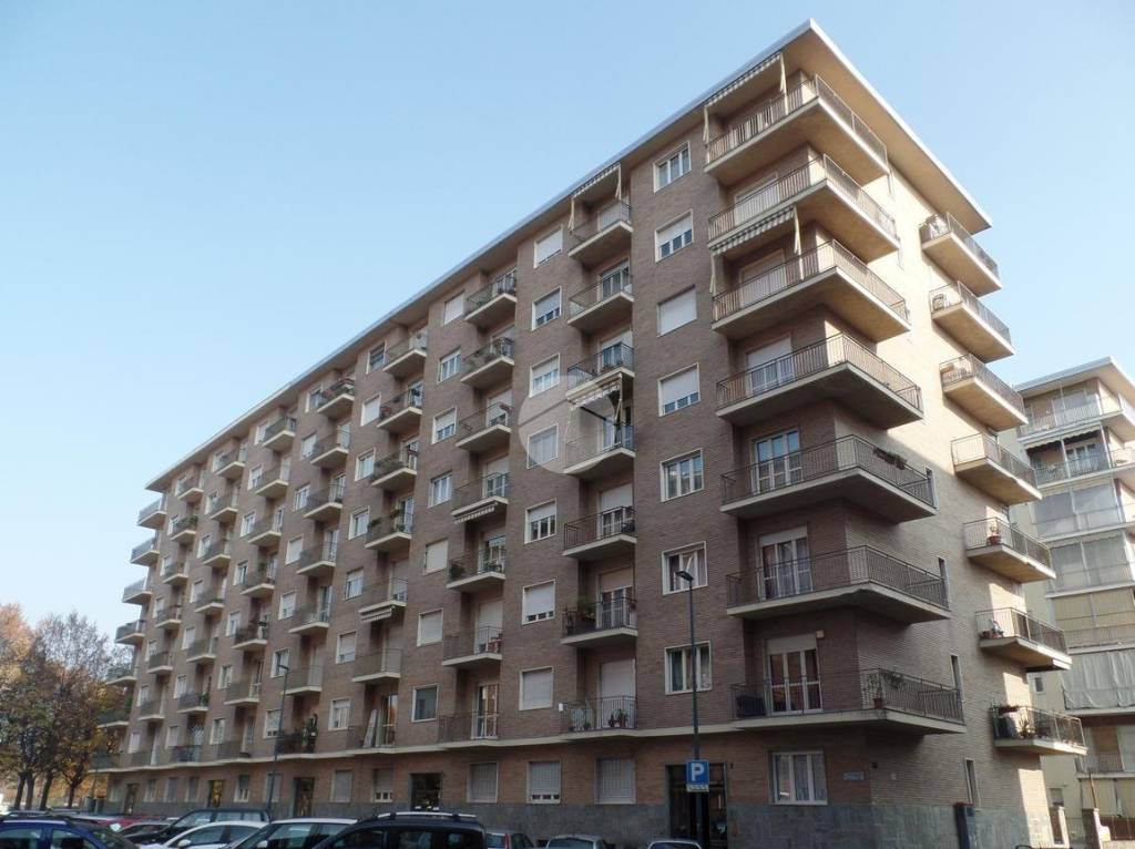 appartamento in vendita a Torino in zona Borgata Vittoria