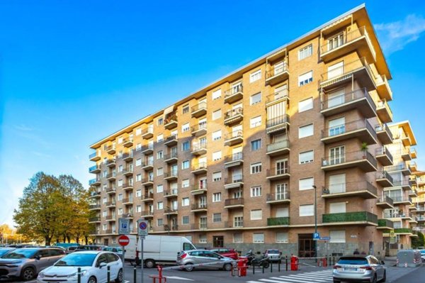 appartamento in vendita a Torino in zona Borgata Vittoria