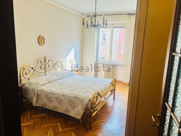 appartamento in vendita a Torino in zona Cit Turin