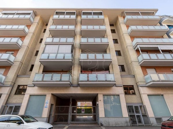 appartamento in vendita a Torino in zona Madonna di Campagna