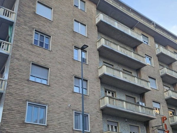 appartamento in vendita a Torino in zona Borgata Vittoria