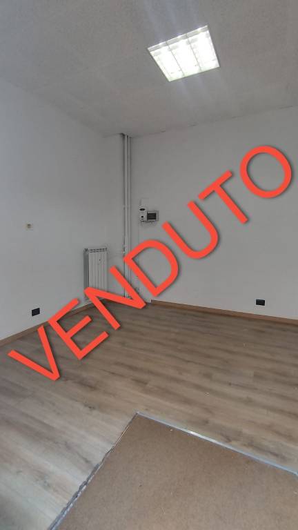 negozio in vendita a Torino in zona Pozzo Strada