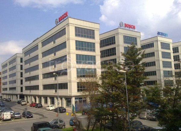 ufficio in vendita a Torino in zona Mirafiori Sud