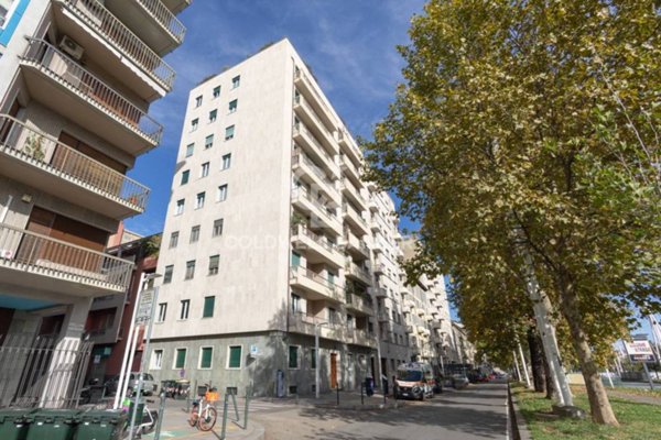 appartamento in vendita a Torino in zona Cit Turin