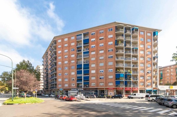 appartamento in vendita a Torino in zona Santa Rita