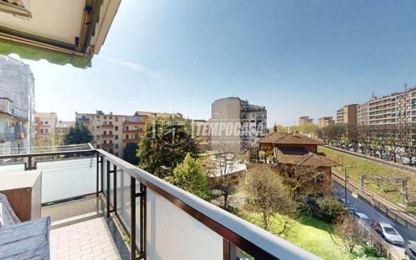 appartamento in vendita a Torino in zona Santa Rita