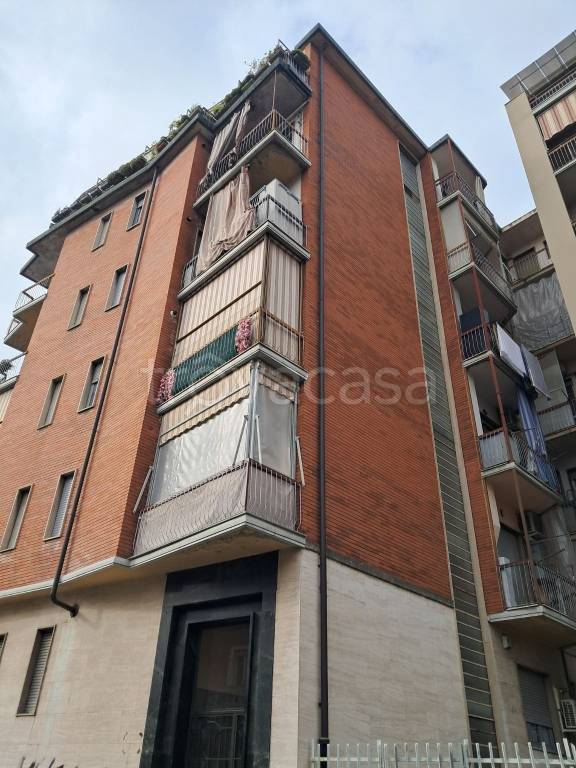 appartamento in vendita a Torino in zona Santa Rita