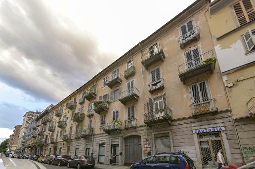 appartamento in vendita a Torino in zona Aurora