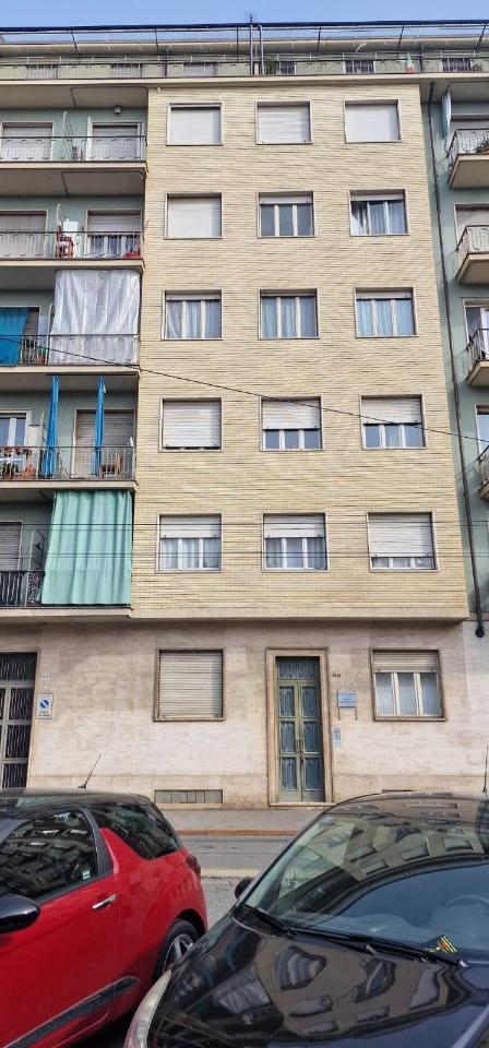 appartamento in vendita a Torino in zona Millefonti
