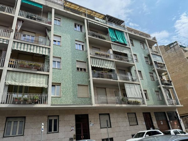 appartamento in vendita a Torino in zona Borgata Vittoria